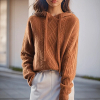 Jamie | Kuscheliger Strick Hoodie – Braun