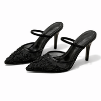 Leandra | Damen Bestickte Slingback Pumps mit spitzer Zehenpartie – Schwarz