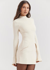 Isolde - Wunderschönes Kleid – Beige