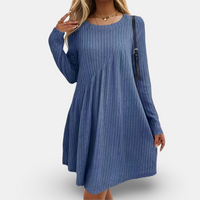 ELISA - LOCKERES STRICKKLEID MIT RIPPENMUSTER – Blau