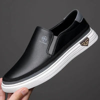 Jonas | Der Whitman Slip-On – Schwarz
