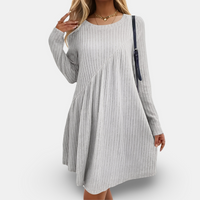 ELISA - LOCKERES STRICKKLEID MIT RIPPENMUSTER – Hellgrau