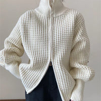 Vynliss | Strickjacke mit Reißverschluss – Weiß