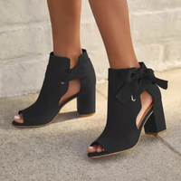 Moderne Damenstiefel mit Absatz | Bequeme – Schwarz
