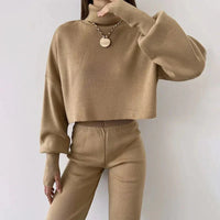 Caitronia Rollkragenpullover und Hosenset – Khaki