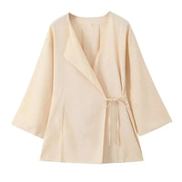 Jezebel Wickel-Bluse und Hose Set – Beige Top