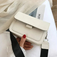 Krystal Flap Umhängetasche – Weiß