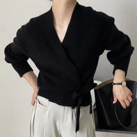 Leighanne Wickelstrickpullover – Schwarz