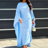 Ivy | Elegantes und fließendes Umhangkleid für Frauen – Hellblau