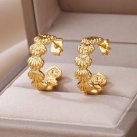 Micara - Seashell Hoops - Ohrringe – Gold