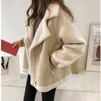 Nikita Gefütterte Jacke in Übergröße – Beige