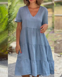 Lucy | Elegantes und fließendes Kleid mit V-Ausschnitt für Frauen – Blau