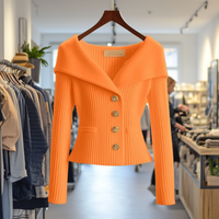 Nele | Feminine Wandelbare Strickjacke – Orange