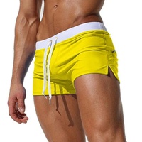 Niklas | Herren Kurze Slim Fit Badeshorts – Gelb