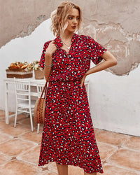 Georgia | Sanft gepunktetes Midi-Kleid mit Knopfdetails – Rot