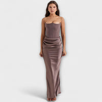 Maxi-Kleid aus Satin ohne Träger mit Drapierung – Rauch
