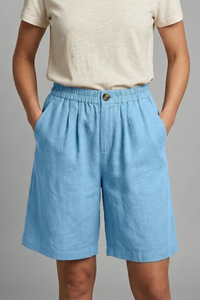 Rania | Damen Bermuda Shorts mit Kordelzug – Himmelblau