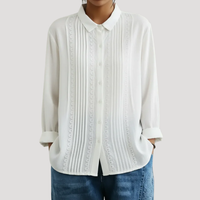 Romy | Damen Plissee Langarm Bluse mit Spitzendetails – Weiß