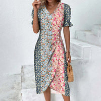 Sommerkleid für Damen - Luftiges Maxikleid mit V-Ausschnitt und Puffärmeln – Rosa Blau
