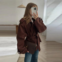 Yalin | Kurzer Trenchcoat Mit Gürtel – Braun