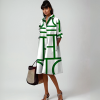 SELENE  | Geometrisch gemustertes Midikleid – Motiv Grün