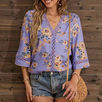 Sommerbluse mit Blumenmuster für Damen | Kurzarm – Lila