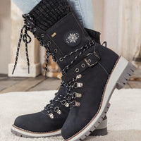 Poirea | Schnallen-Spitze Gestrickte Halbschaft-Stiefel – Schwarz