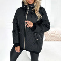 Daphne | Warme Steppjacke mit Kapuze – Schwarz