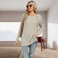 BERTRAM - STRICKPULLOVER MIT DEKORATIVEN KNÖPFEN – Grau