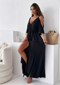 Vilna - Wunderschönes Kleid mit Seitenschlitz – Schwarz