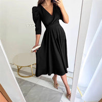 TÜLAY - PLISSIERTES MIDIKLEID MIT V-AUSSCHNITT – Schwarz