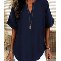 Laurel - Luftige V-Ausschnitt-Bluse – Marine