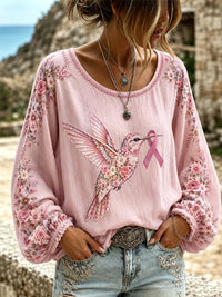 Damen-Longsleeve in Lila mit Blumen- und Kolibri-Print zur Sensibilisierung für die Alzheimer-Krankheit – Rosa