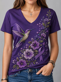 Damen-T-Shirt mit violetter Blumen- und Kolibri-Print-Aufschrift zur Sensibilisierung für Alzheimer, V-Ausschnitt – Lila