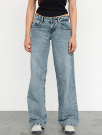 Bella | Niedrig sitzende Baggy Mom Jeans – Hellblau