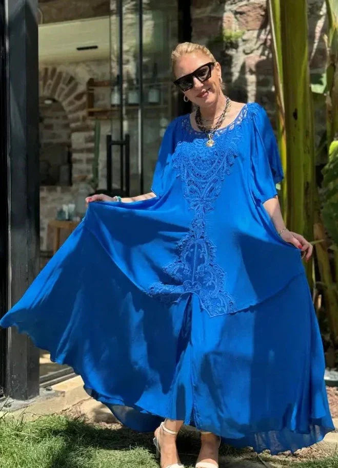 Bettina - Besticktes Kleid