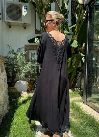 Bettina - Besticktes Kleid