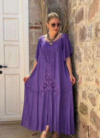 Bettina - Besticktes Kleid