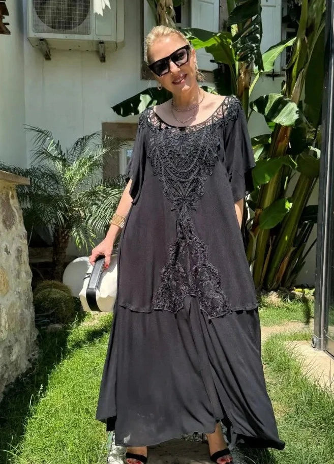 Bettina - Besticktes Kleid
