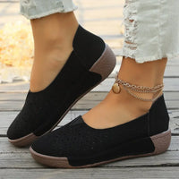 Viktoria | Damen Plateau Loafer mit Lochperforation – Schwarz