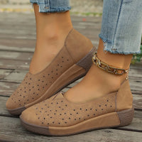Viktoria | Damen Plateau Loafer mit Lochperforation – Hellbraun