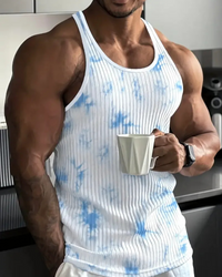 Herren klassisches geripptes Tanktop | Sport – Weiß mit Blau Aufdruck