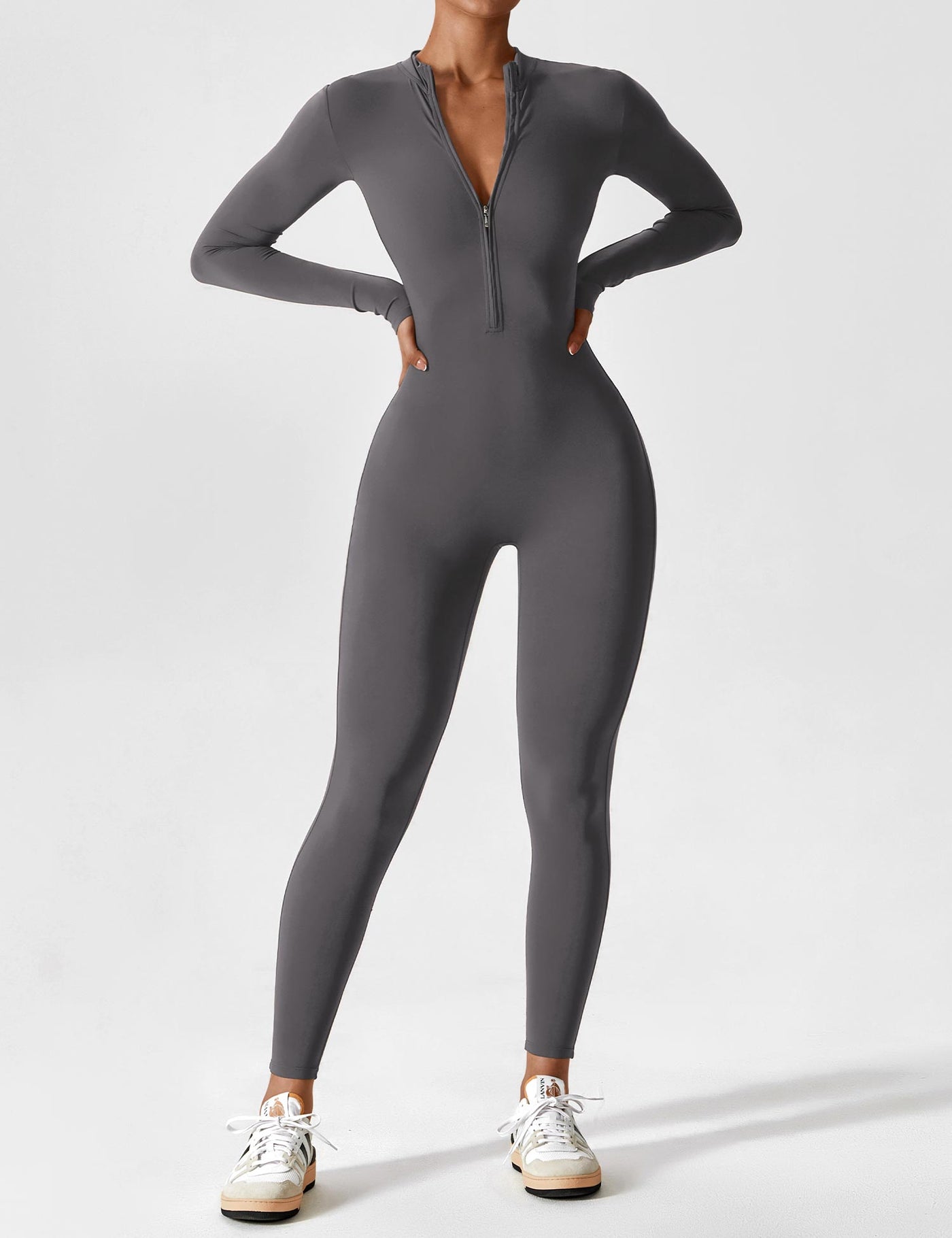 Stefanie - Langarm-Reißverschluss-Jumpsuit